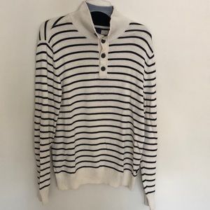 American Eagle 1/4 button-up sweater